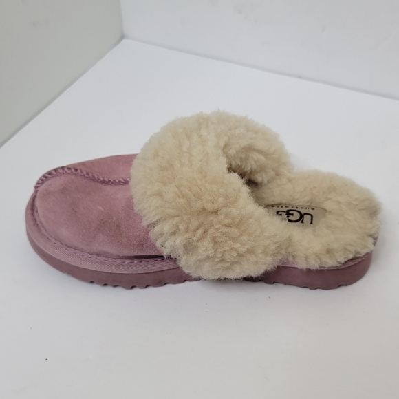 Ugg Slippers Kids Pink Size 11 Leather - Picture 5 of 9